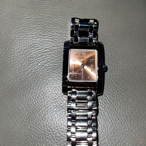 FENDI orologi  7000L sapphire crystal 3 ATM registered model 074-7000L-257 main image 8